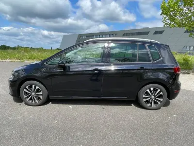 Gebraucht VW Golf Comfortline 131 PS (96 kW) 2020 Schwarz Van / Kleinbus