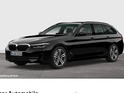 Używany BMW 520 Shadowline 184 KM (135 kW) 2023 Czarny Kombi