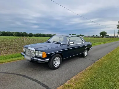 Gebraucht Mercedes 280 185 PS (136 kW) 1983 Blau Coupé