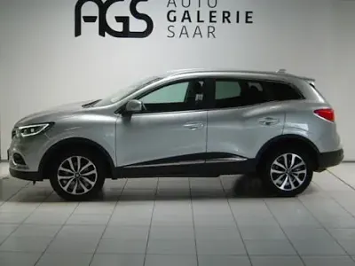 Begagnad Renault Kadjar Techno 158 HK (116 kW) 2022 Grå SUV