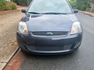 Gebraucht Ford Fiesta Fun X 60 PS (44 kW) 2007 Grau Kleinwagen