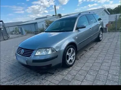 Gebraucht VW Passat 131 PS (96 kW) 2002 Grau Kombi