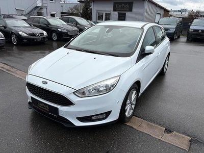 Gebraucht Ford Focus 125 PS (91 kW) 2016 Weiß Limousine