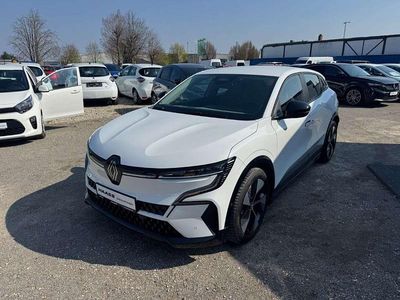 Second-hand Renault Megane E-Tech Equilibre 96 kW (131 CP) 2023 Alb Berlinǎ