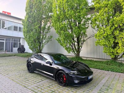 Second-hand Porsche Taycan Sport Turismo 439 kW (598 CP) 2023 Negru Break