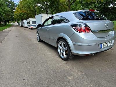 Opel Astra GTC