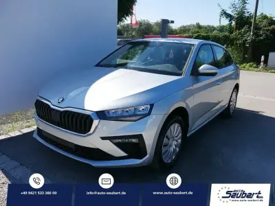 Neu Skoda Scala Selection 150 PS (110 kW) 2026 Brillantsilber metallic Kleinwagen