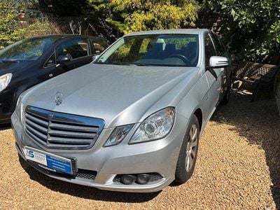 Mercedes E200