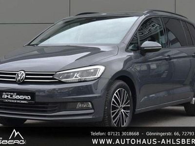 Uranograu Gebraucht 2024 VW Touran Comfortline Van / Kleinbus | 31.900 € (Etwas zu teuer)