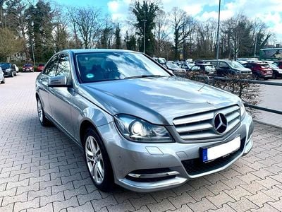 Usata Mercedes C220 Avantgarde 170 CV (125 kW) 2014 Grigio Berlina