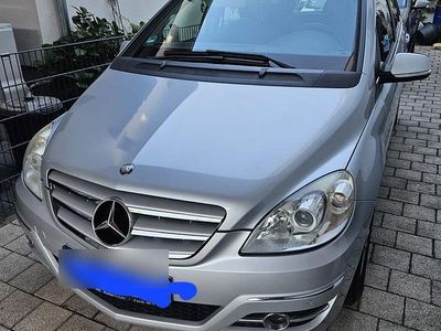 Mercedes B160