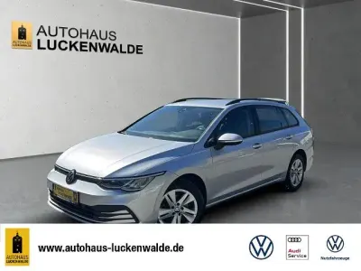 Gebraucht VW Golf VIII Life 116 PS (85 kW) 2022 Silber Kombi