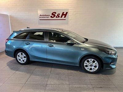 Gebraucht Kia Ceed Sportswagon Vision 160 PS (117 kW) 2023 Grau Kombi