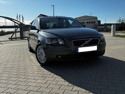Second-hand Volvo S40 140 CP (102 kW) 2004 Gri Berlinǎ