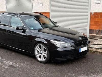 Gebraucht BMW 520 177 PS (130 kW) 2008 Schwarz Kombi