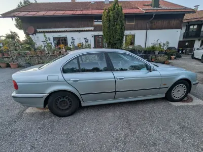 Gebraucht BMW 523 170 PS (125 kW) 1996 Limousine