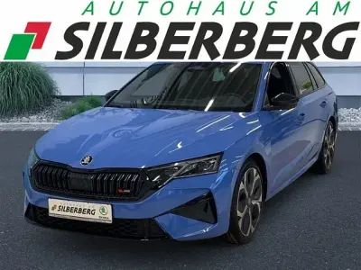 Neu Skoda Octavia RS 265 PS (194 kW) 2026 Italyblau Kombi