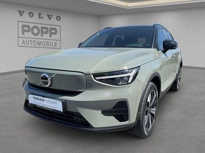 Gebraucht Volvo XC40 Core 169 kW (231 PS) 2023 Sage green / metallic SUV