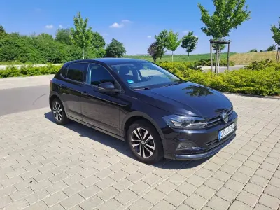 Gebraucht VW Polo Comfortline 97 PS (71 kW) 2019 Schwarz Kleinwagen