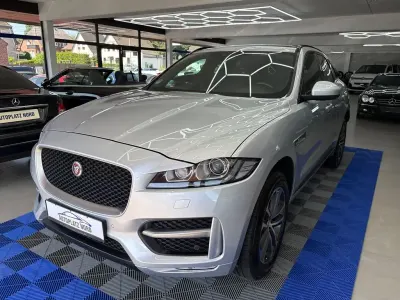 Gebraucht Jaguar F-Pace R-Sport 179 PS (131 kW) 2018 Silber SUV