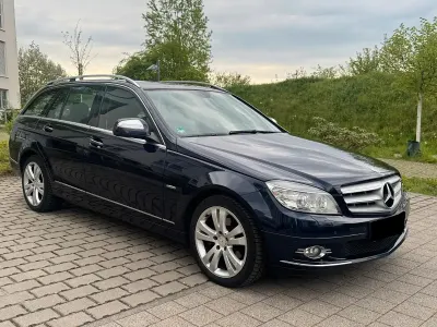 Gebraucht Mercedes C220 Avantgarde 170 PS (125 kW) 2008 Blau Kombi
