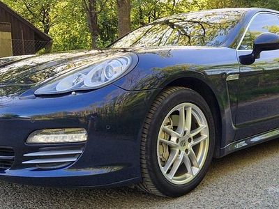 Porsche Panamera 4S