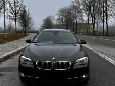 Gebraucht BMW 520 Shadowline 184 PS (135 kW) 2011 Grau Kombi