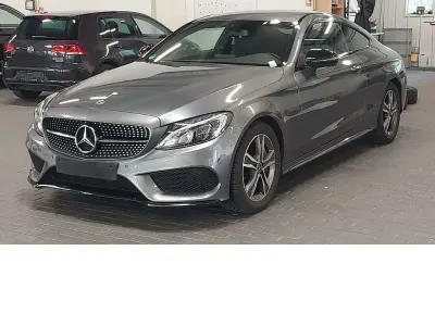 Gebraucht Mercedes C250 AMG line 211 PS (155 kW) 2018 Selenitgrau Coupé