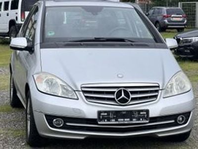 Gebraucht Mercedes A150 Elegance 95 PS (69 kW) 2008 Silber Limousine
