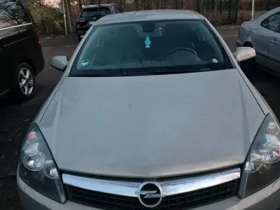 Brugt Opel Astra GTC 116 HK (85 kW) 2008 Sølv Coupe