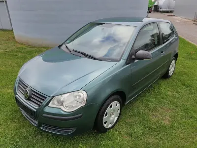 Gebraucht VW Polo 64 PS (47 kW) 2006 Grün Kleinwagen