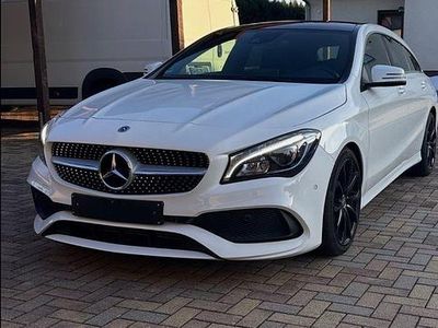 Gebraucht Mercedes CLA180 Shooting Brake AMG line 122 PS (89 kW) 2019 Weiß Kombi
