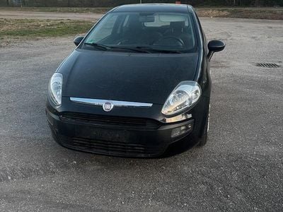 Gebraucht Fiat Punto Evo 77 PS (56 kW) 2011 Schwarz Kleinwagen