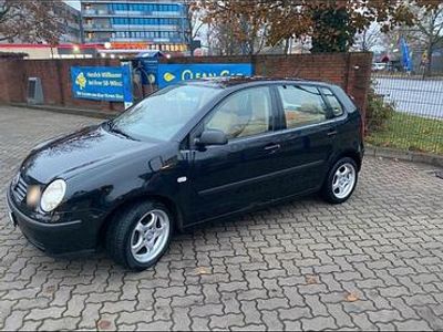 Gebraucht VW Polo 54 PS (39 kW) 2002 Schwarz Limousine