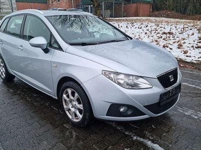 Silber Gebraucht 2010 Seat Ibiza Style Limousine | 4.200 € (Fairer Preis)