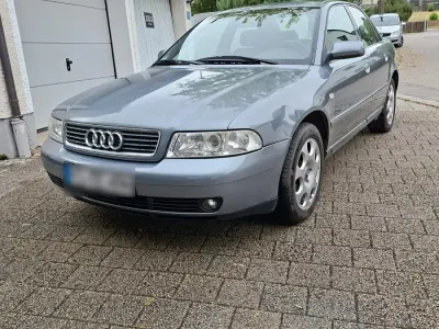 Gebraucht Audi A4 90 PS (66 kW) 1998 Grau Limousine