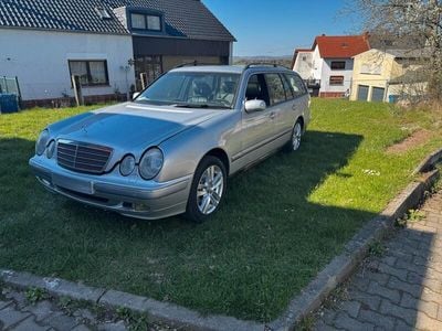 Mercedes E430