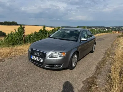 Gebraucht Audi A4 163 PS (119 kW) 2005 Grau Limousine