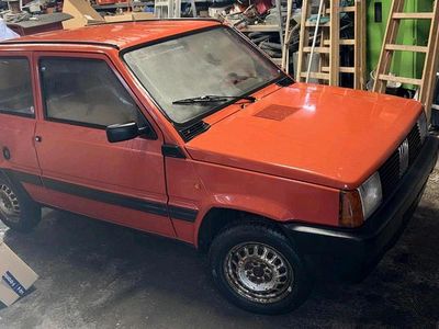 Usata Fiat Panda 45 CV (33 kW) 1991 Rosso Berlina