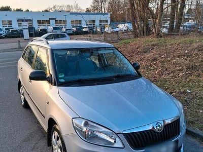 Gebraucht Skoda Fabia 68 PS (50 kW) 2013 Silber Kombi