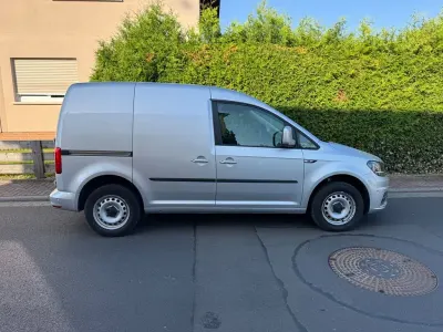 Gebraucht VW Caddy 110 PS (80 kW) 2019 Silber Van / Kleinbus