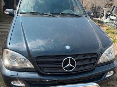 Mercedes ML320