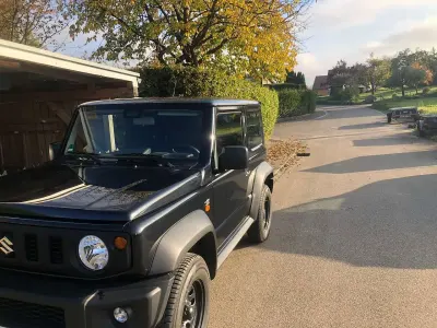 Gebraucht Suzuki Jimny Comfort 102 PS (75 kW) 2021 Schwarz SUV