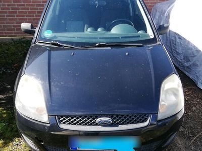 gebraucht Ford Fiesta 1.3 Benzin