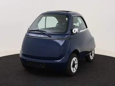 Gebraucht Micro Microlino 13 kW (18 PS) 2024 Blau (atlantis blue) Kleinwagen