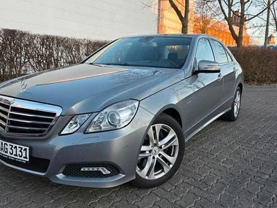 Gebraucht Mercedes E350 Avantgarde 292 PS (214 kW) 2009 Grau Limousine