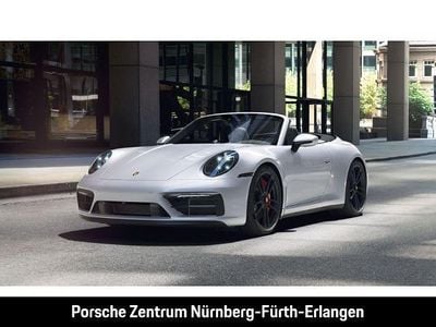 Porsche 911 Carrera 4 GTS