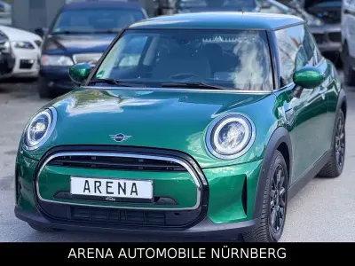 Used Mini ONE Classic 102 HP (75 kW) 2022 Green Hatchback
