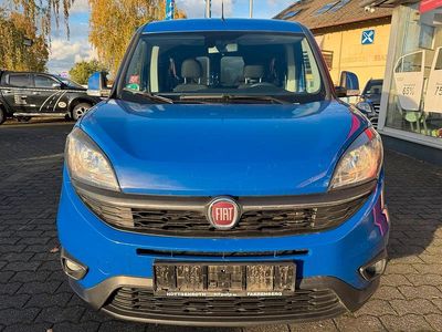 Blau Gebraucht 2021 Fiat Doblò Van / Kleinbus | 18.300 € (Teuer)