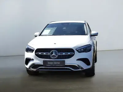 Gebraucht Mercedes GLA220 Progressive 190 PS (139 kW) 2025 Weiß unilack polarweiß SUV